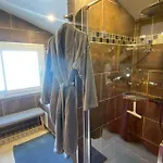 Nid Du Merle Avec Sauna Et Jacuzzi Privatif Casa vacanze Septfonds