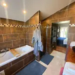 Casa vacanze Nid Du Merle Avec Sauna Et Jacuzzi Privatif *