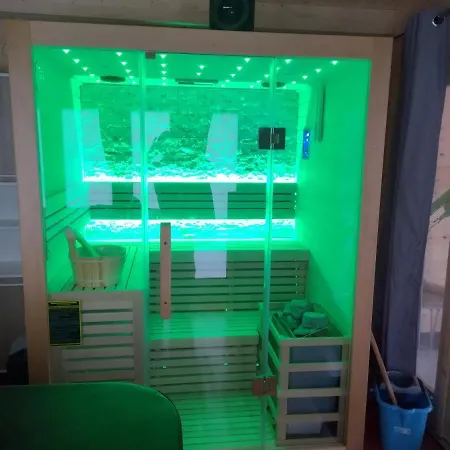 Nid Du Merle Avec Sauna Et Jacuzzi Privatif * Septfonds