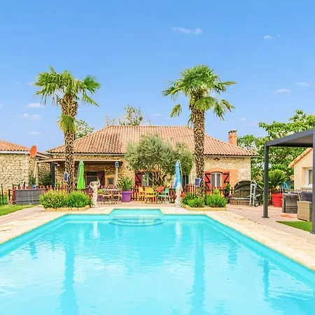 Nid Du Merle Avec Sauna Et Jacuzzi Privatif בית נופש *