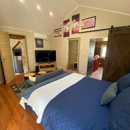 Tatil Evi Nid Du Merle Avec Sauna Et Jacuzzi Privatif Septfonds